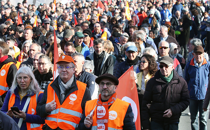 Στους δρόμους ξανά οι Γάλλοι &#8211; Ξεκίνησε η μεγάλη απεργία των εργατών για το ασφαλιστικό