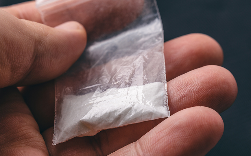 Χειροπέδες σε 71χρονο με περισσότερα από 4,5 κιλά κοκαΐνης στη Δραπετσώνα