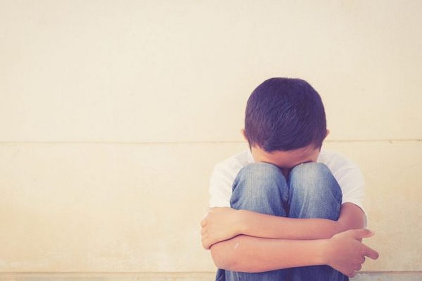 Απίστευτο περιστατικό bullying σε δημοτικό σχολείο του Βόλου: Γδύνουν μικρό μαθητή και έπαιζαν τρίλιζα στα οπίσθιά του