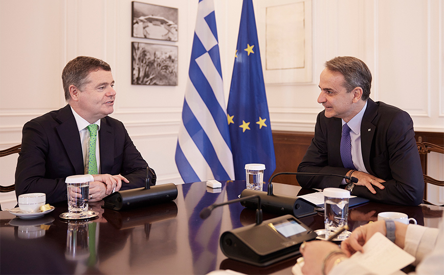 Ο Κυριάκος Μητσοτάκης υποδέχτηκε τον πρόεδρο του Eurogroup: «Η δουλειά μας δεν σταματάει ποτέ»