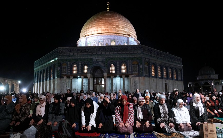 Το Ισραήλ θα απαγορεύσει σε κάποιους μουσουλμάνους να συμμετέχουν στις προσευχές κατά τη διάρκεια του Ραμαζανίου