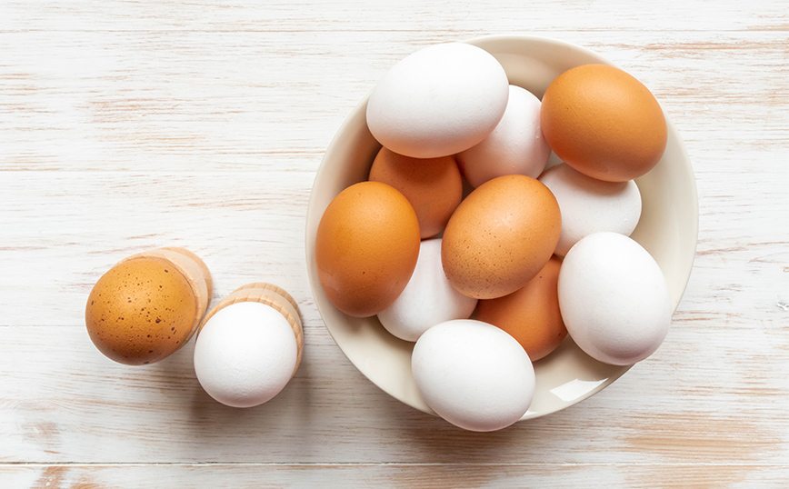 Γιατί τα καφέ αυγά είναι πιο ακριβά από τα λευκά;
