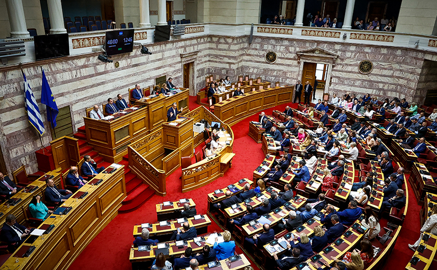 Βουλή: Μεθαύριο στις 10:00 το πρωί η συζήτηση περί σύστασης Εξεταστικής Επιτροπής για τα Τέμπη που ζητά το ΚΚΕ
