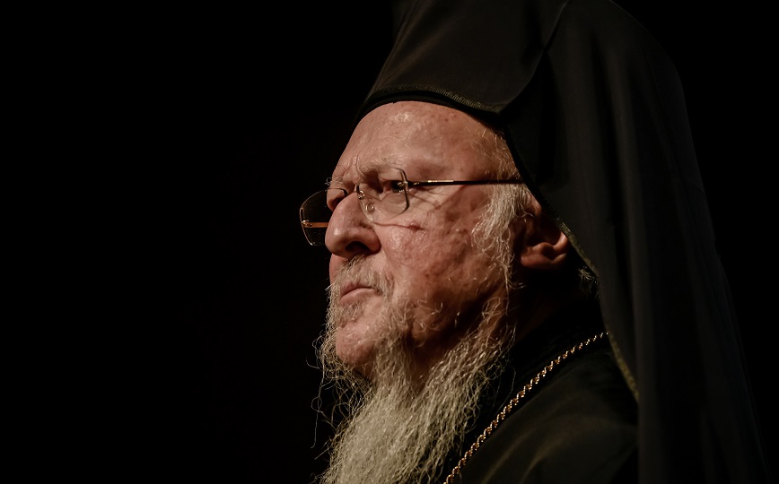 Ο «πατέρας» της «Γαλάζιας Πατρίδας» πηγαίνει στα δικαστήρια τον Βαρθολομαίο για τον τίτλο του Οικουμενικού Πατριάρχη