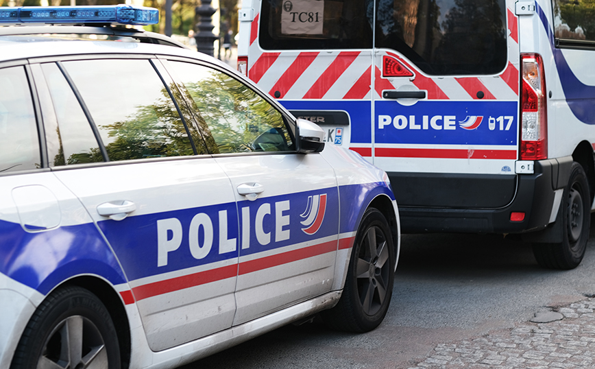 Συνελήφθη ο άνδρας που απειλούσε να ανατιναχθεί στο ιρανικό προξενείο στο Παρίσι