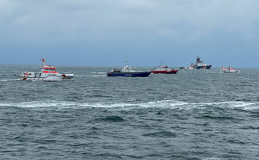Σταματούν οι έρευνες για τους 4 ναυτικούς που αγνοούνται μετά τη σύγκρουση φορτηγών πλοίων στη Βόρεια Θάλασσα