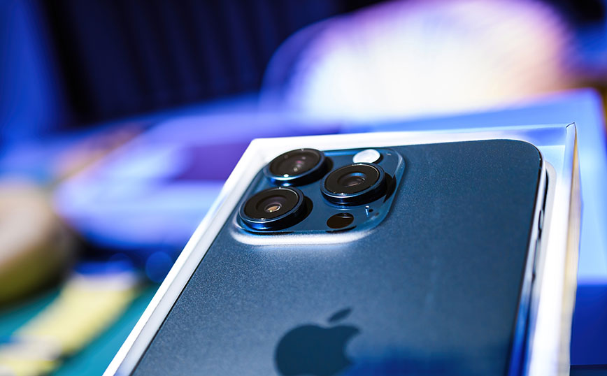 iPhone 15 Pro Max έναντι Pixel 8 Pro: Ποιο κινητό έχει την καλύτερη κάμερα για φωτογραφίες