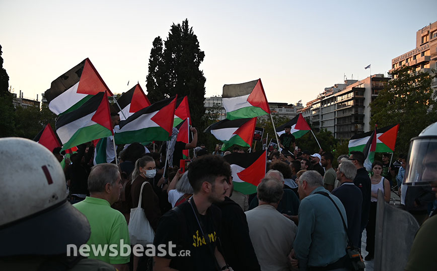 Συγκέντρωση διαμαρτυρίας Παλαιστινίων στο Σύνταγμα για το Μεσανατολικό