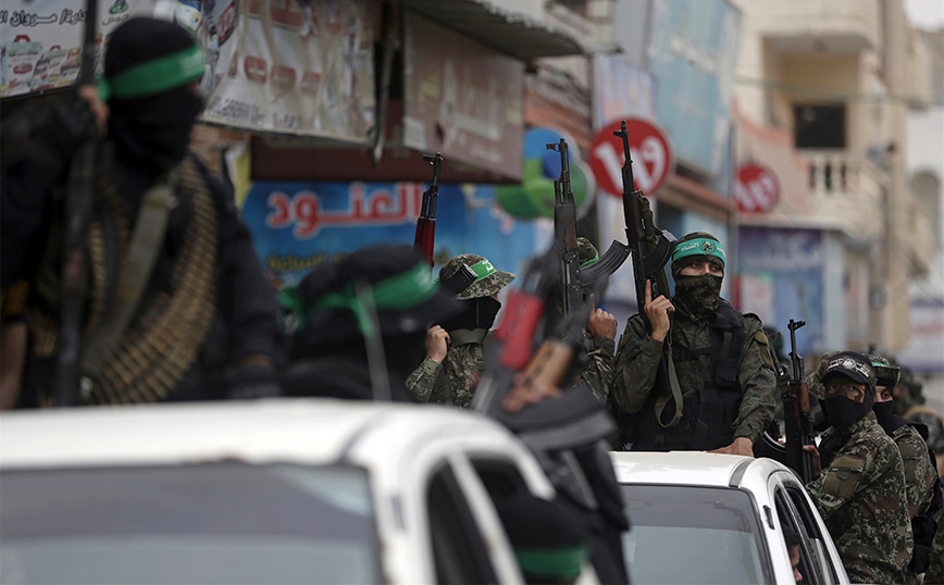 Η Χαμάς θέλει να παραταθεί η κατάπαυση του πυρός για δύο έως τέσσερις ημέρες &#8211; Η συμφωνία λήγει Δευτέρα το βράδυ