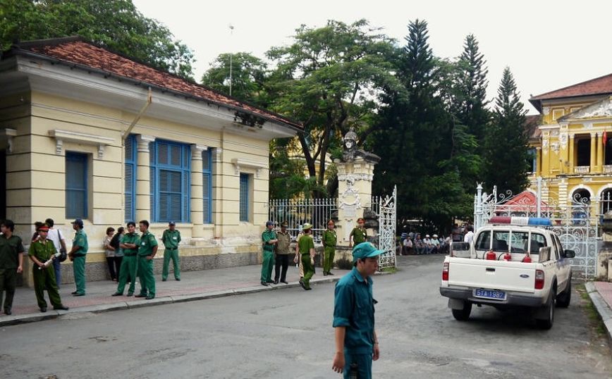 Βιετνάμ: 18 άτομα καταδικάσθηκαν σε θάνατο για λαθρεμπόριο ναρκωτικών – Ανάμεσά τους δύο Νοτιοκορεάτες κι ένας Κινέζος