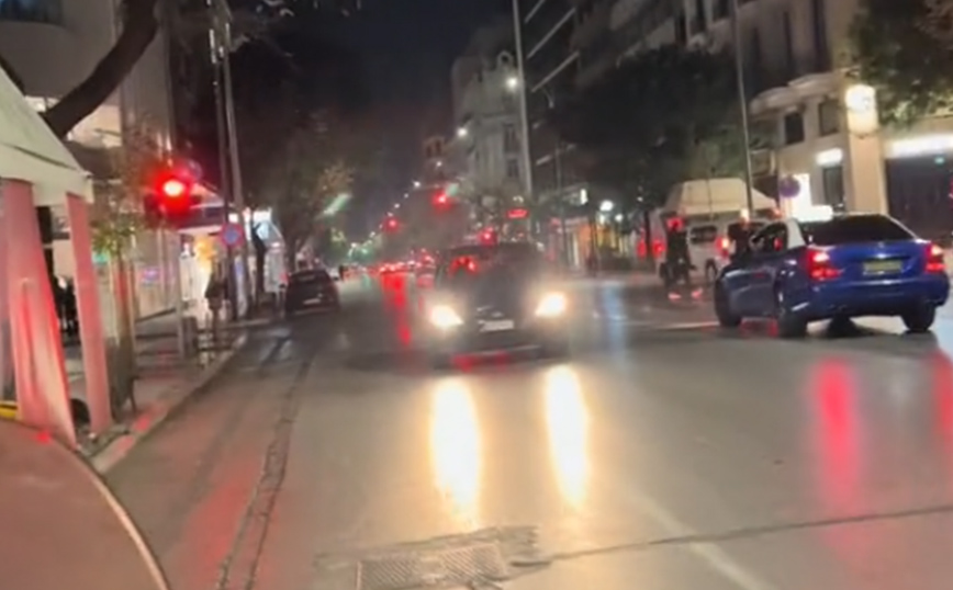 Πανικός στην Τσιμισκή &#8211; Οδηγός πήγαινε αντίθετα σε έναν από τους πιο κεντρικούς δρόμους της Θεσσαλονίκης