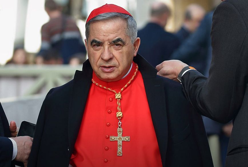 Καρδινάλιος στο Βατικανό καταδικάστηκε σε φυλάκιση πέντε ετών και έξι μηνών για οικονομικό σκάνδαλο