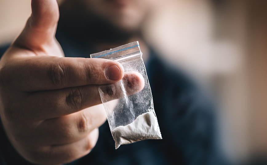 Πλούσια χώρα στην Ευρώπη εξετάζει νομιμοποίηση της κοκαΐνης, γιατί «απέτυχε ο πόλεμος κατά των ναρκωτικών»