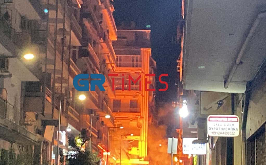 Επεισόδια στη Θεσσαλονίκη στην πορεία για τον Γρηγορόπουλο &#8211; Επίθεση με μολότοφ κατά των αστυνομικών δυνάμεων
