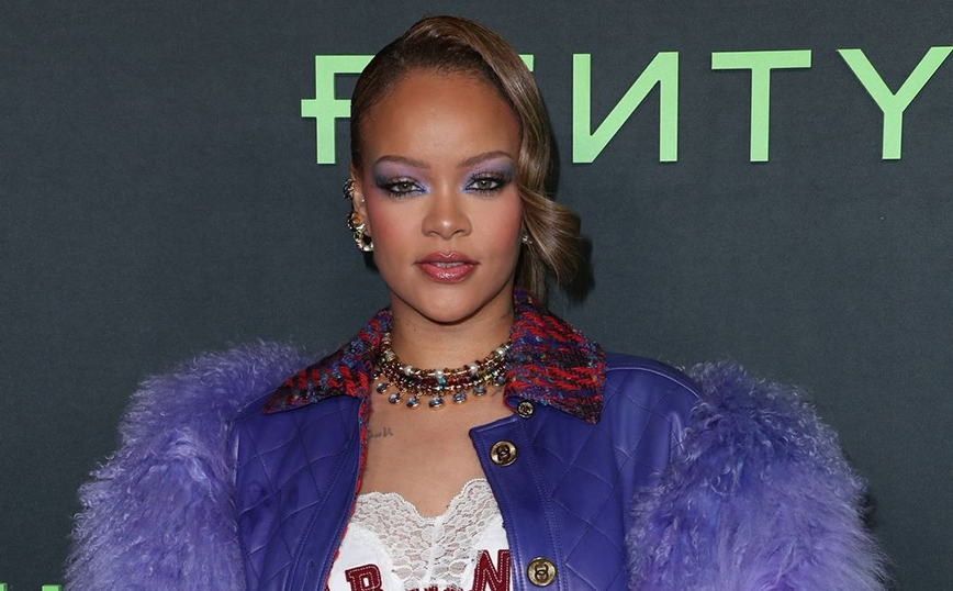 Η μοβ σκιά ματιών της Rihanna είναι η απόλυτη έμπνευση για το μακιγιάζ της Πρωτοχρονιάς