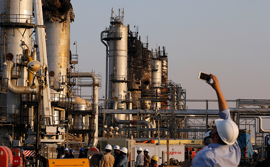 Η Σαουδική Αραβία ζητά από την Aramco να εγκαταλείψει τα σχέδια για αύξηση της παραγωγής πετρελαίου