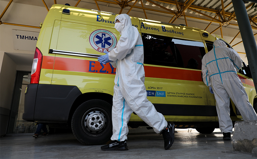 Κορονοϊός: 65 νεκροί και 51 διασωληνωμένοι &#8211; Αυξάνεται η θετικότητα της γρίπης, πέντε νεκροί