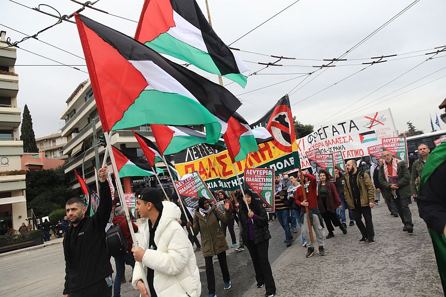 Συλλαλητήριο στην Αθήνα για την Παλαιστίνη &#8211; Να μην σταλεί η ελληνική φρεγάτα στην Ερυθρά Θάλασσα ζητά ο Κουτσούμπας