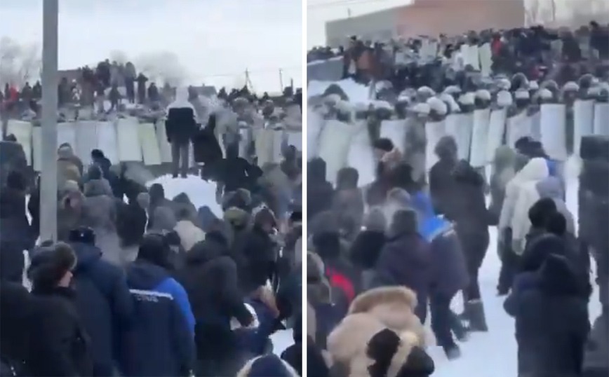 Ρώσοι διαδηλωτές πετούν χιονόμπαλες στις αστυνομικές δυνάμεις &#8211; Διαδηλώσεις στους μείον 20  βαθμούς Κελσίου για την καταδίκη ακτιβιστή