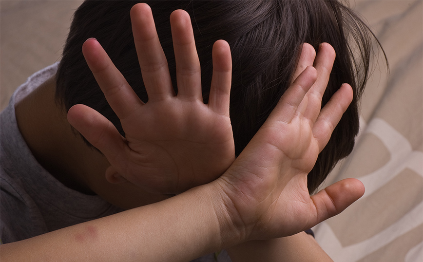 Επεκτείνεται η τηλεφωνική γραμμή 10306 για ζητήματα βίας σε παιδιά και εφήβους – Θα τους παρέχει ψυχολογική υποστήριξη