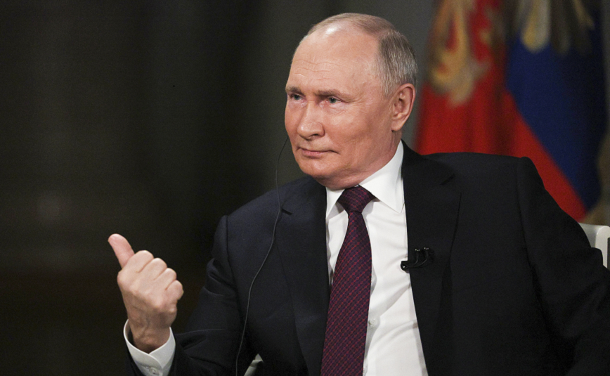 Η Πολωνία είναι επιφυλακτική στις δηλώσεις του Πούτιν ότι η Ρωσία δεν θα εισβάλει στη χώρα