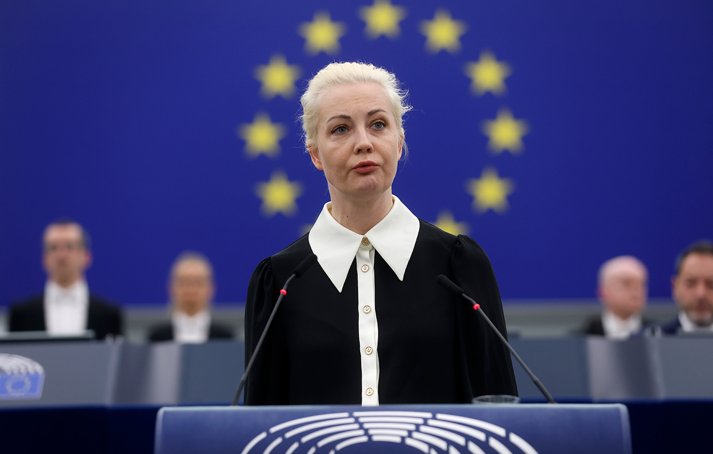 Ναβάλναγια στο Ευρωκοινοβούλιο για τον θάνατο του συζύγου της: Ο Πούτιν σκότωσε τον Ναβάλνι
