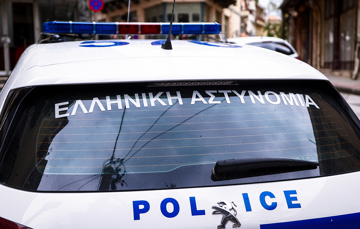 Τρόμος για ανήλικη σε λεωφορείο στη Θεσσαλονίκη &#8211; 50χρονος προσπάθησε να την αγκαλιάσει παρά τη θέλησή της