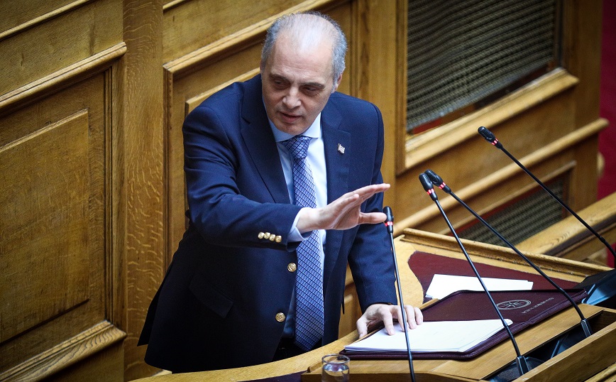 Κόντρα Ελληνικής Λύσης και Νίκης στη Βουλή για το «χριστιανόμετρο»