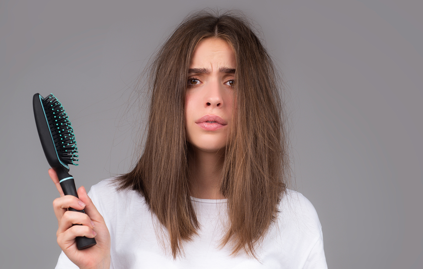 Το πιο απλό hack για να σταματήσετε το φριζάρισμα στα μαλλιά σας