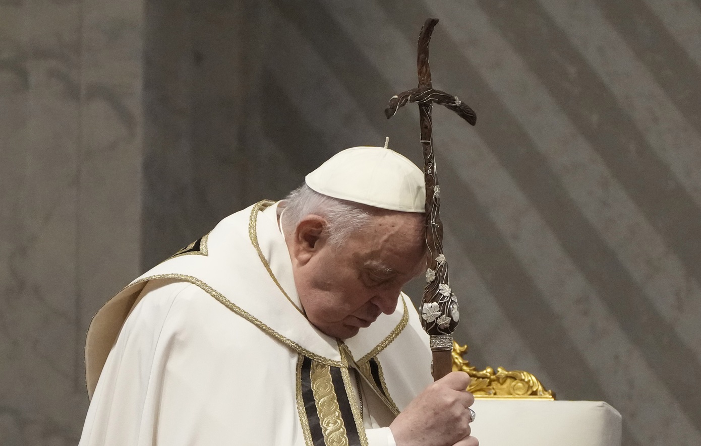 «Θέλω ένα φέρετρο αξιοπρεπές» &#8211; Ο πάπας Φραγκίσκος αποκαλύπτει πώς θέλει να είναι η κηδεία του