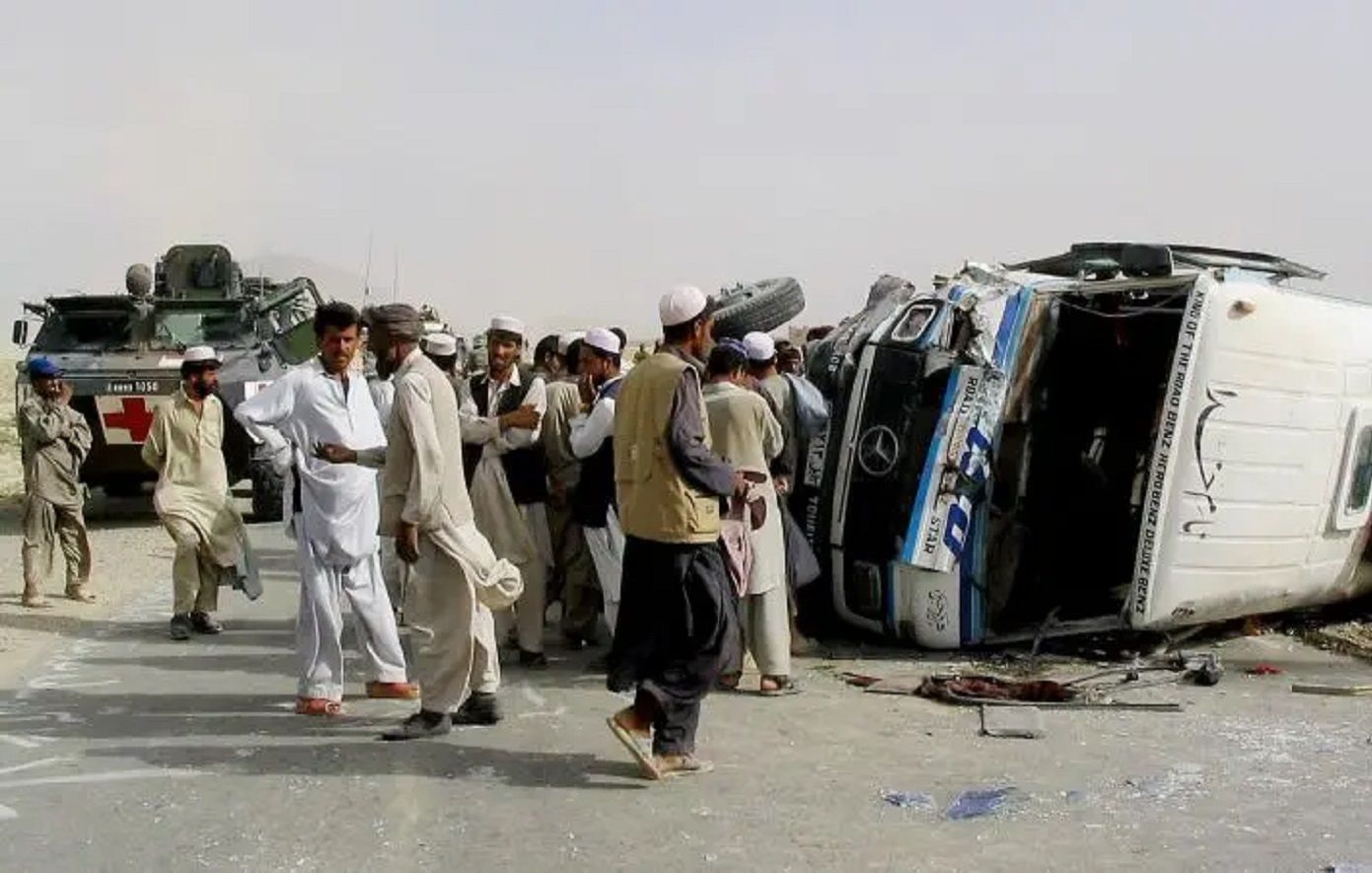 Τροχαίο δυστύχημα στο Αφγανιστάν με 21 νεκρούς &#8211; Ενεπλάκησαν λεωφορείο, βυτιοφόρο και μοτοσικλέτα