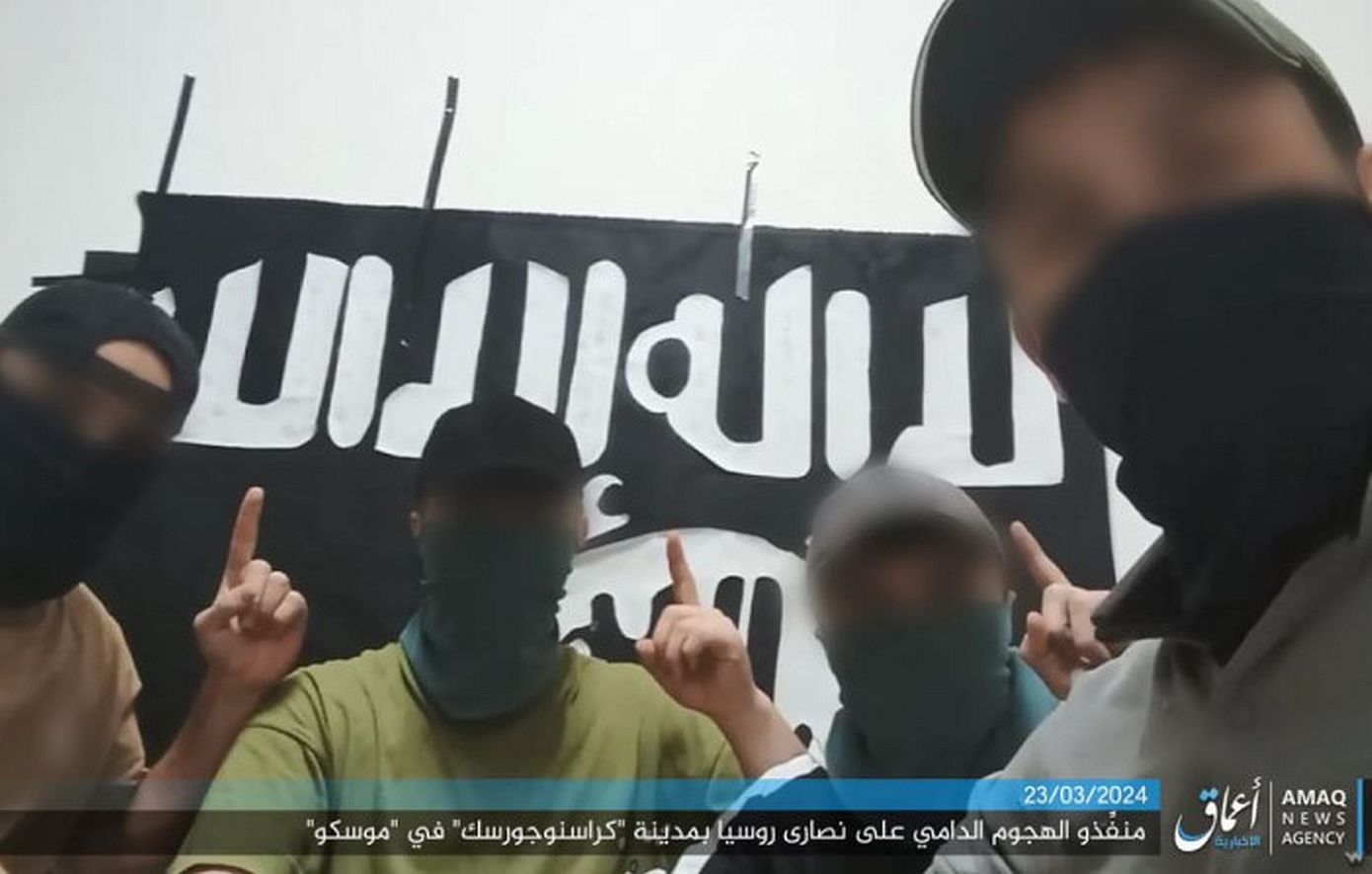 Το Ισλαμικό Κράτος δημοσιοποίησε φωτογραφία των φερόμενων ως δραστών του μακελειού στη Μόσχα