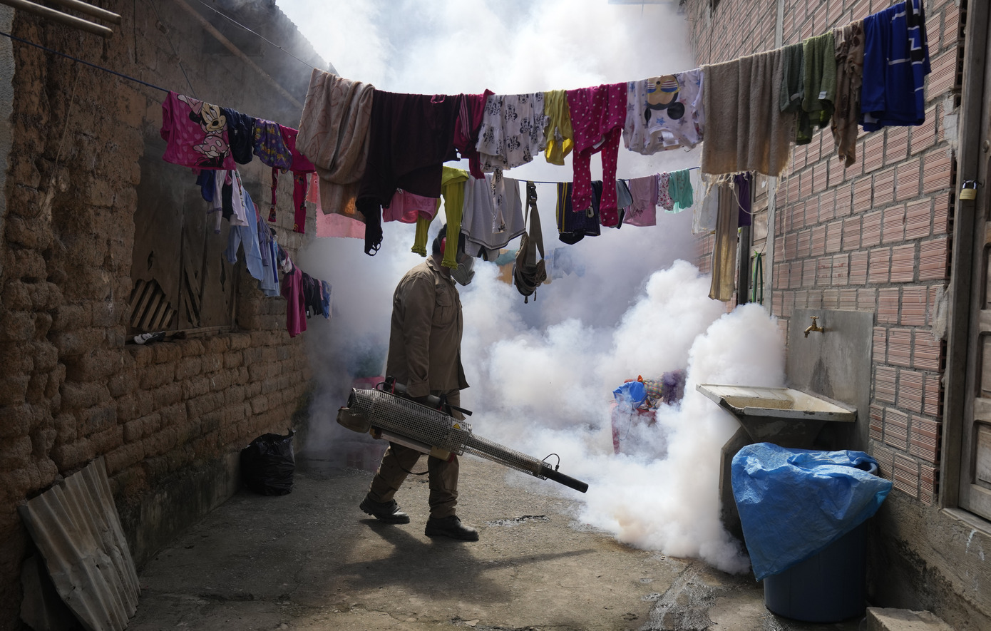 Έκρηξη των κρουσμάτων δάγκειου πυρετού στη Λατινική Αμερική &#8211; «Το 2024 πιθανόν θα είναι η χειρότερη περίοδος»