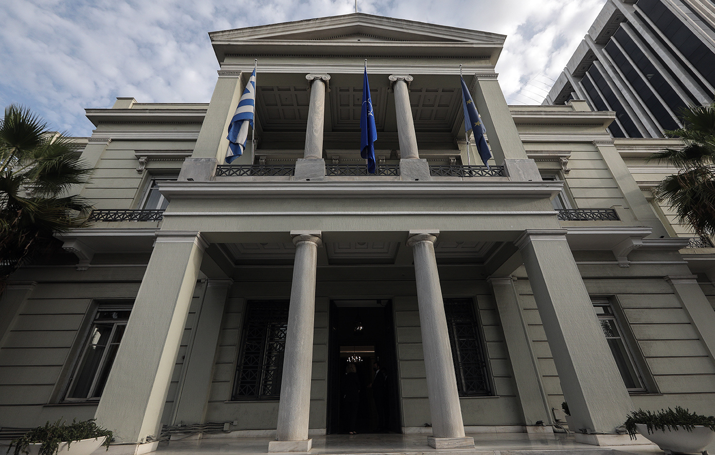 Υπουργείο Εξωτερικών: Η Ελλάδα καλωσορίζει τη Βουλγαρία και τη Ρουμανία στη ζώνη Σένγκεν