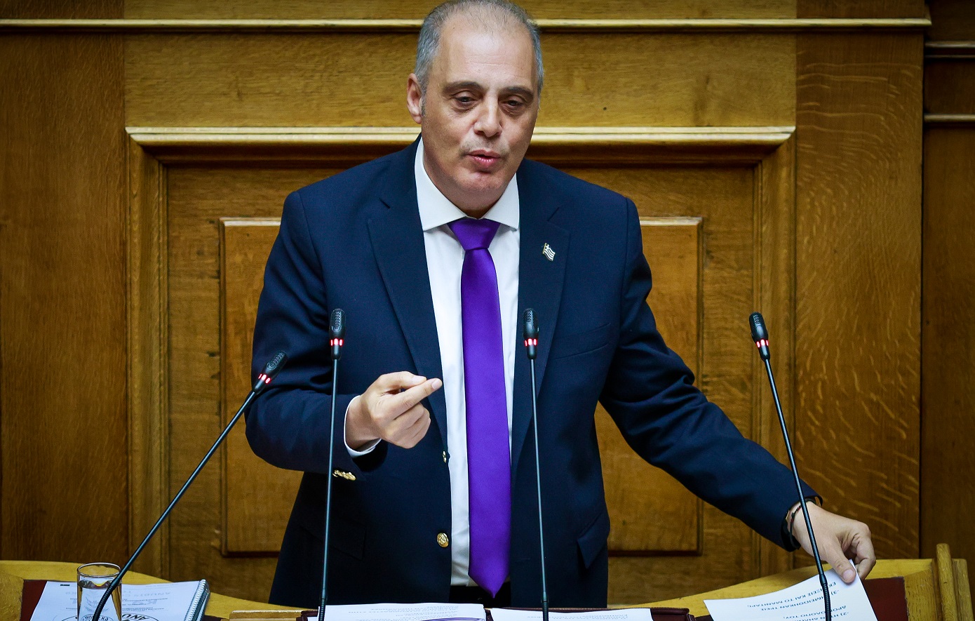 Την άρση της ασυλίας Βελόπουλου προτείνει η επιτροπή δεοντολογίας – Συναίνεσε ο πρόεδρος της Ελληνικής Λύσης