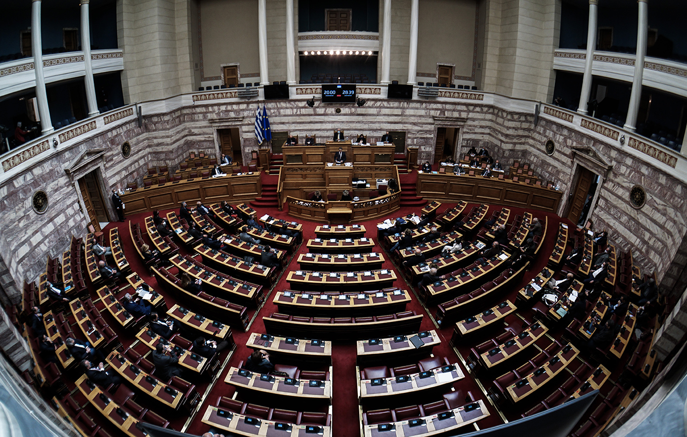 Ψηφίστηκε το νομοσχέδιο για τον φορολογικό κώδικα από την αρμόδια Επιτροπή της Βουλής