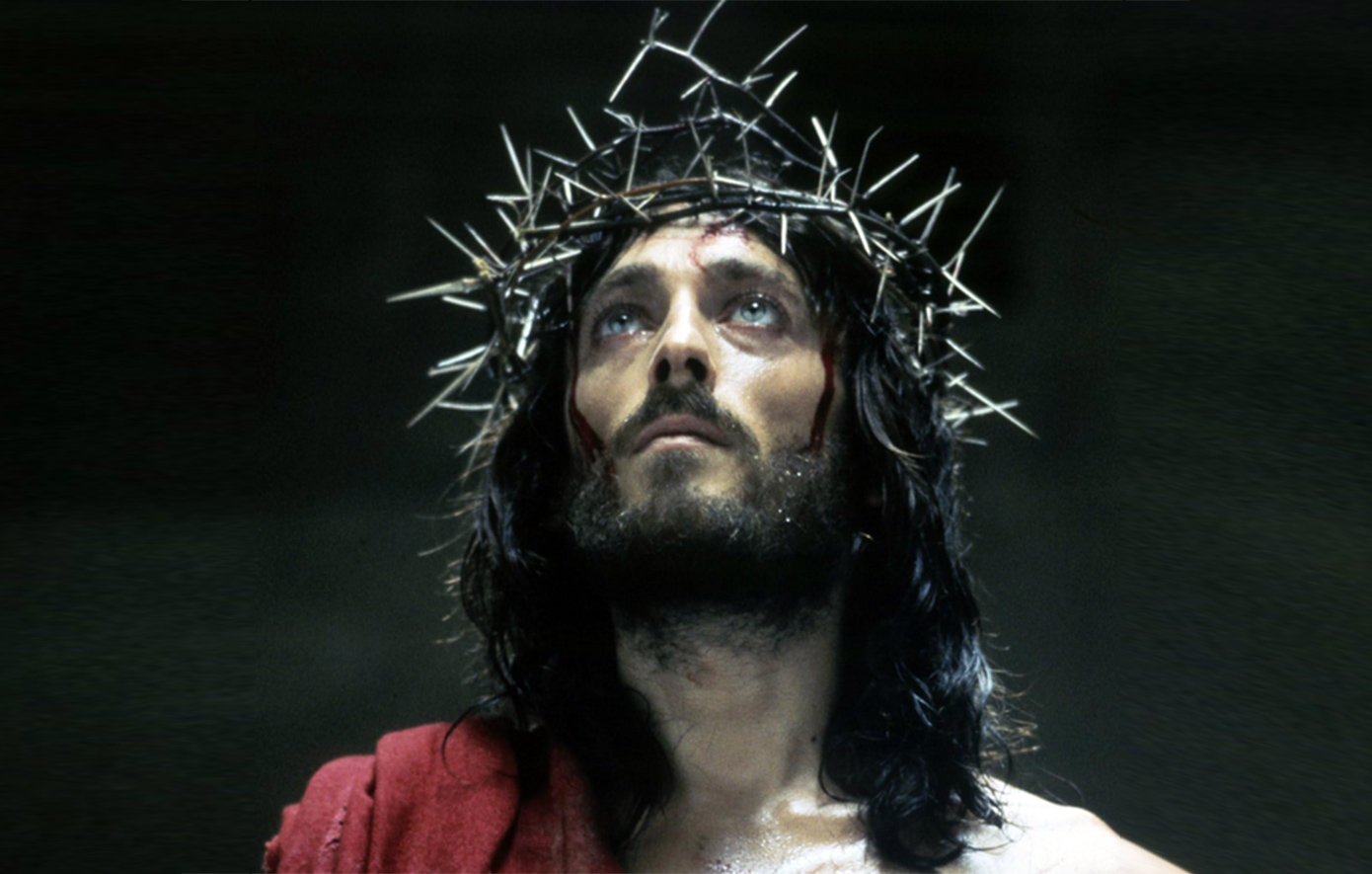 Δείτε πώς είναι σήμερα οι ηθοποιοί της θρυλικής σειράς «Ο Ιησούς από τη Ναζαρέτ»