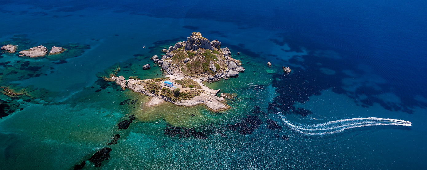 Το μικροσκοπικό νησί με το εκκλησάκι στην Κω