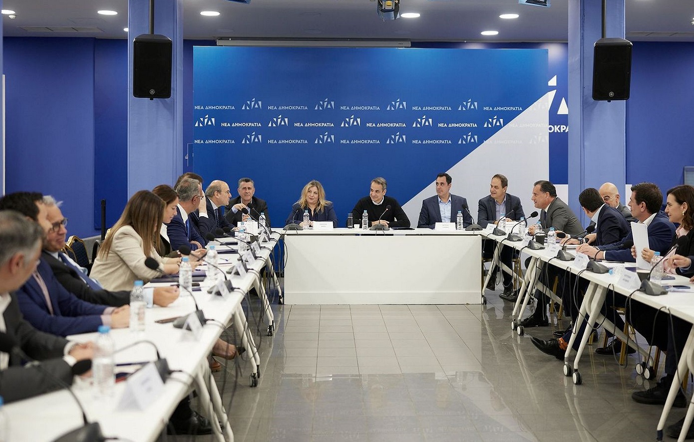 Σύσκεψη στην Πειραιώς υπό τον πρωθυπουργό για τον εκλογικό προγραμματισμό &#8211; Αναλαμβάνουν από μία περιφέρεια οι υπουργοί