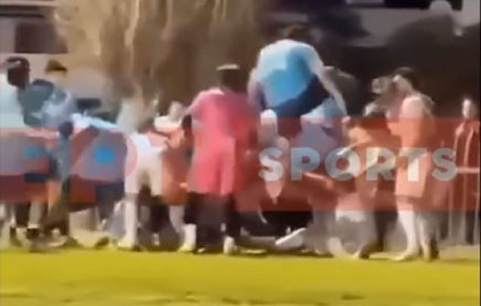 Απίστευτη εναέρια κλωτσιά ποδοσφαιριστή σε κεφάλι αντιπάλου στην Ρόδο &#8211; Τον ψάχνει η Αστυνομία