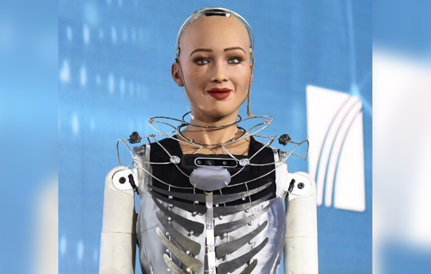 Στην έκθεση Beyond στη Θεσσαλονίκη το πιο διάσημο ρομπότ Τεχνητής Νοημοσύνης στον κόσμο, που μιλάει και ελληνικά