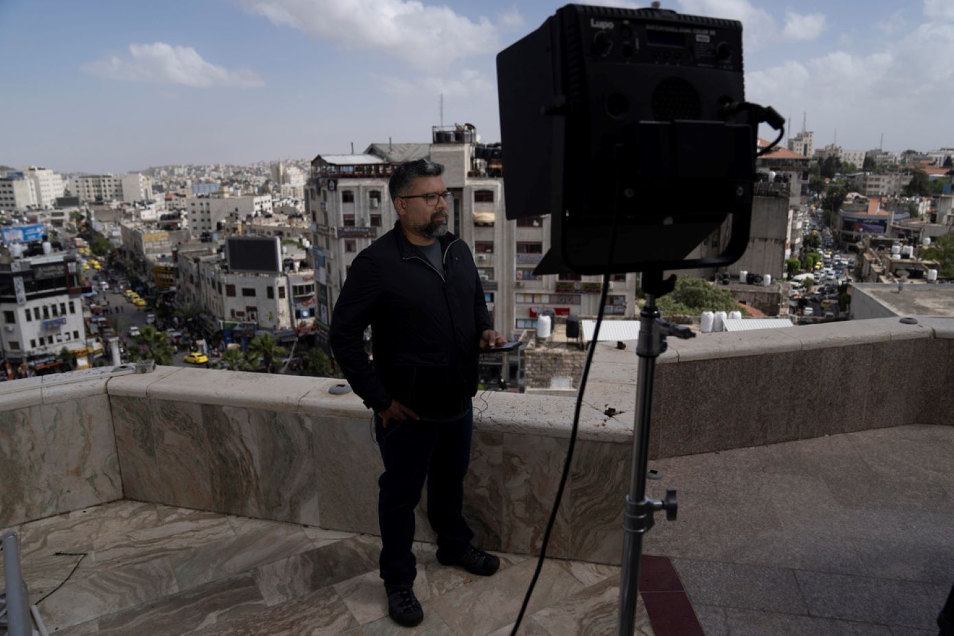 «Εγκληματική πράξη» χαρακτηρίζει το Al Jazeera το «λουκέτο» από την κυβέρνηση του Τελ Αβίβ
