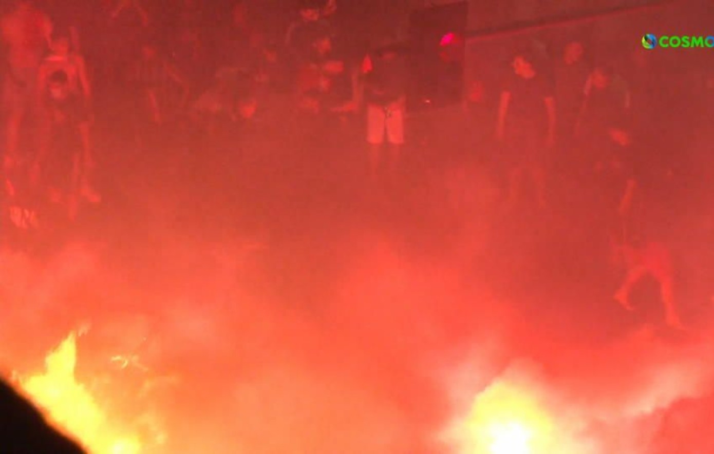 Ολυμπιακός: «Καίγεται» το Πασαλιμάνι μετά τη θρυλική πρόκριση στον τελικό του Conference League