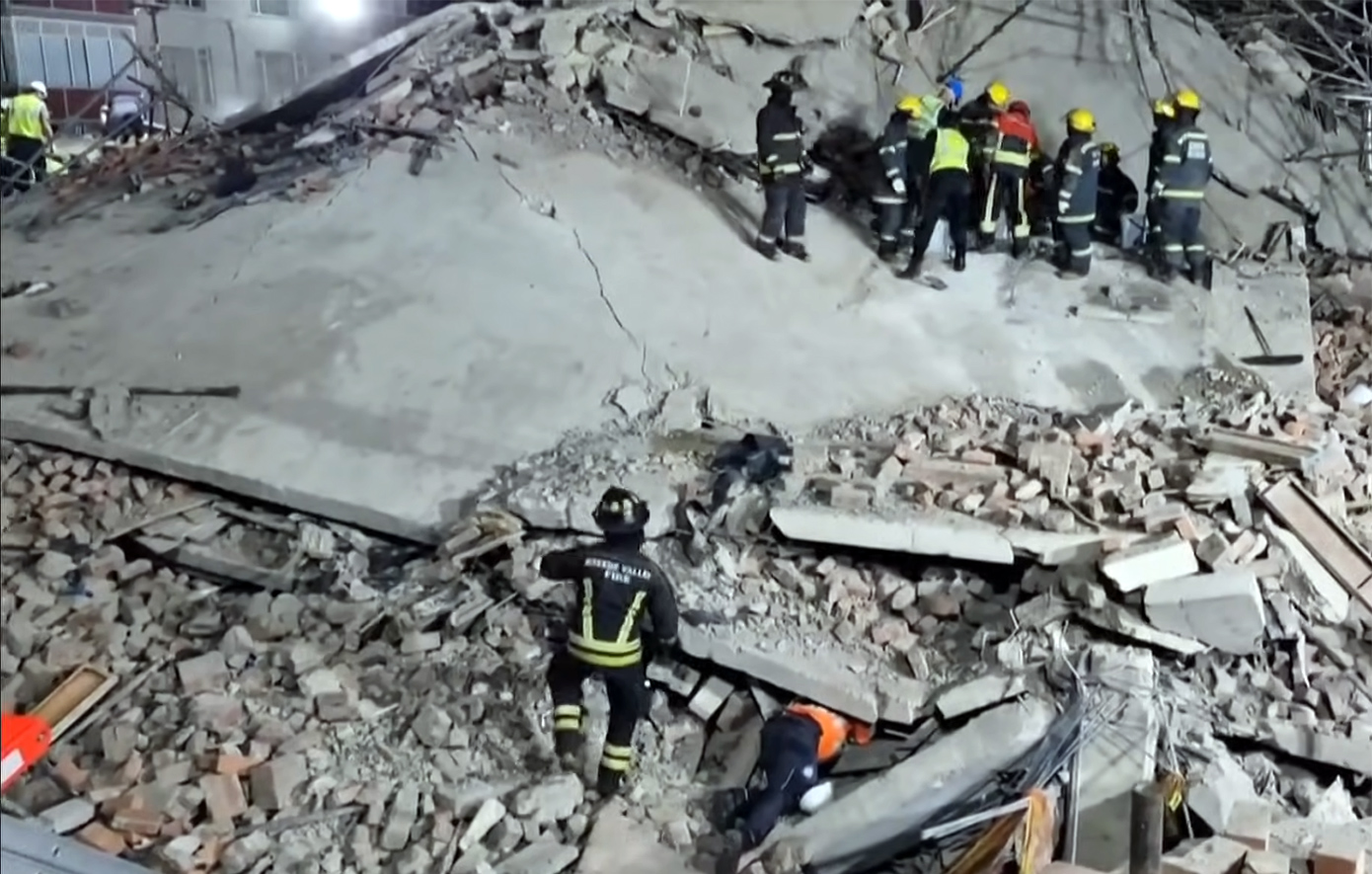 Στους 24 αυξήθηκε ο αριθμός των νεκρών από την κατάρρευση κτιρίου στην πόλη Τζορτζ της Νότιας Αφρικής