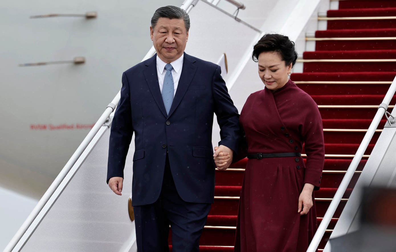 Στη Γαλλία ο πρόεδρος της Κίνας Σι Τζινπίνγκ &#8211; Τι σηματοδοτεί η επίσκεψή του