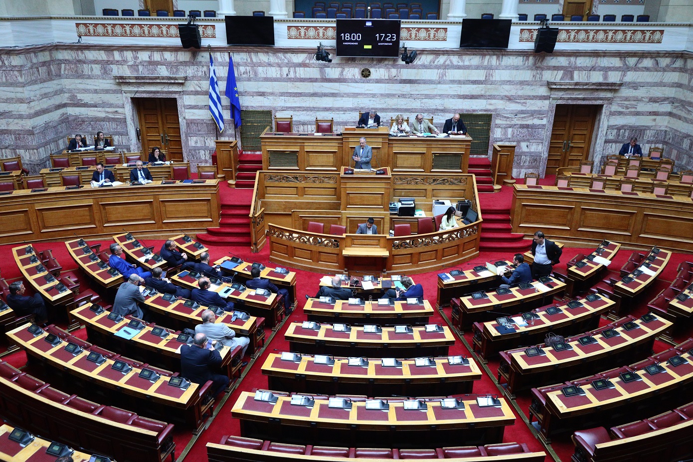 Την άμεση απόσυρση του νέου νομοσχεδίου της κυβέρνησης για τους εργαζομένους ζητάει η ΓΣΕΕ