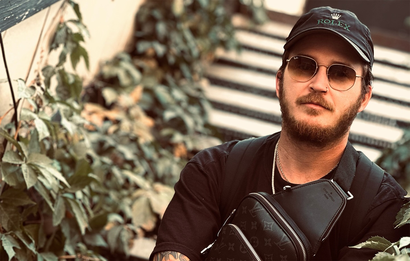 Αυτοκτόνησε ο 31χρονος τραγουδιστής των Dropout Kings – «Ήταν σαν πραγματικός αδελφός για εμένα»