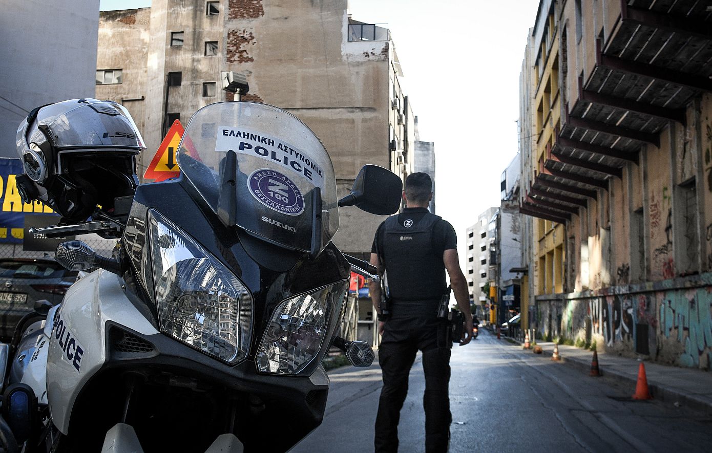Έκρηξη στη Θεσσαλονίκη: Αποκλείεται η τρομοκρατική ενέργεια, διάρρηξη θα έκανε η 38χρονη – Ο ποινικός για τον οποίον ενεργούσε