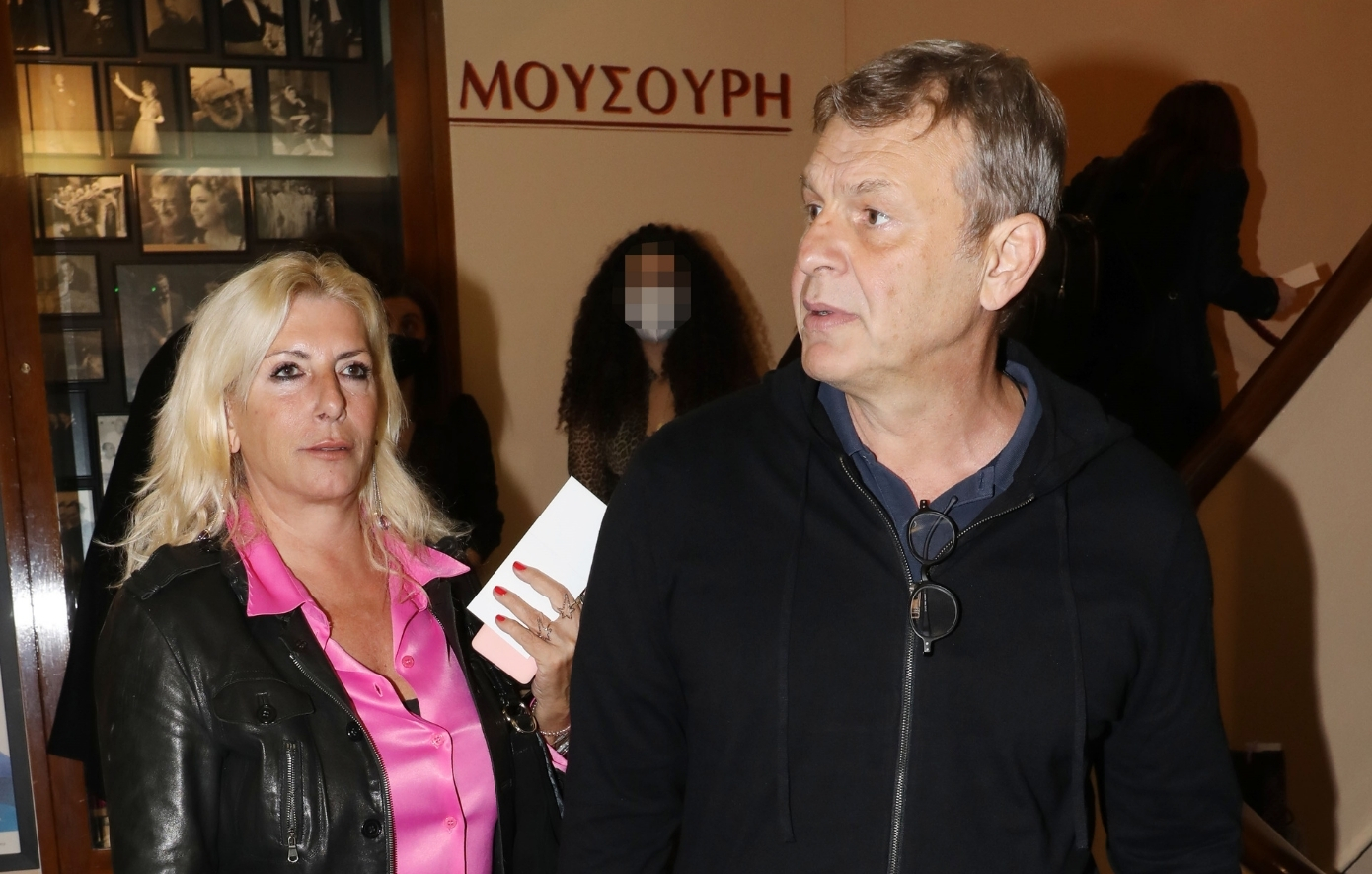 Απόστολος Γκλέτσος – Ιζαμπέλα Αρβανίτη: Ερωτευμένοι στη Μύκονο – Το φιλί που επιβεβαιώνει την επανασύνδεση