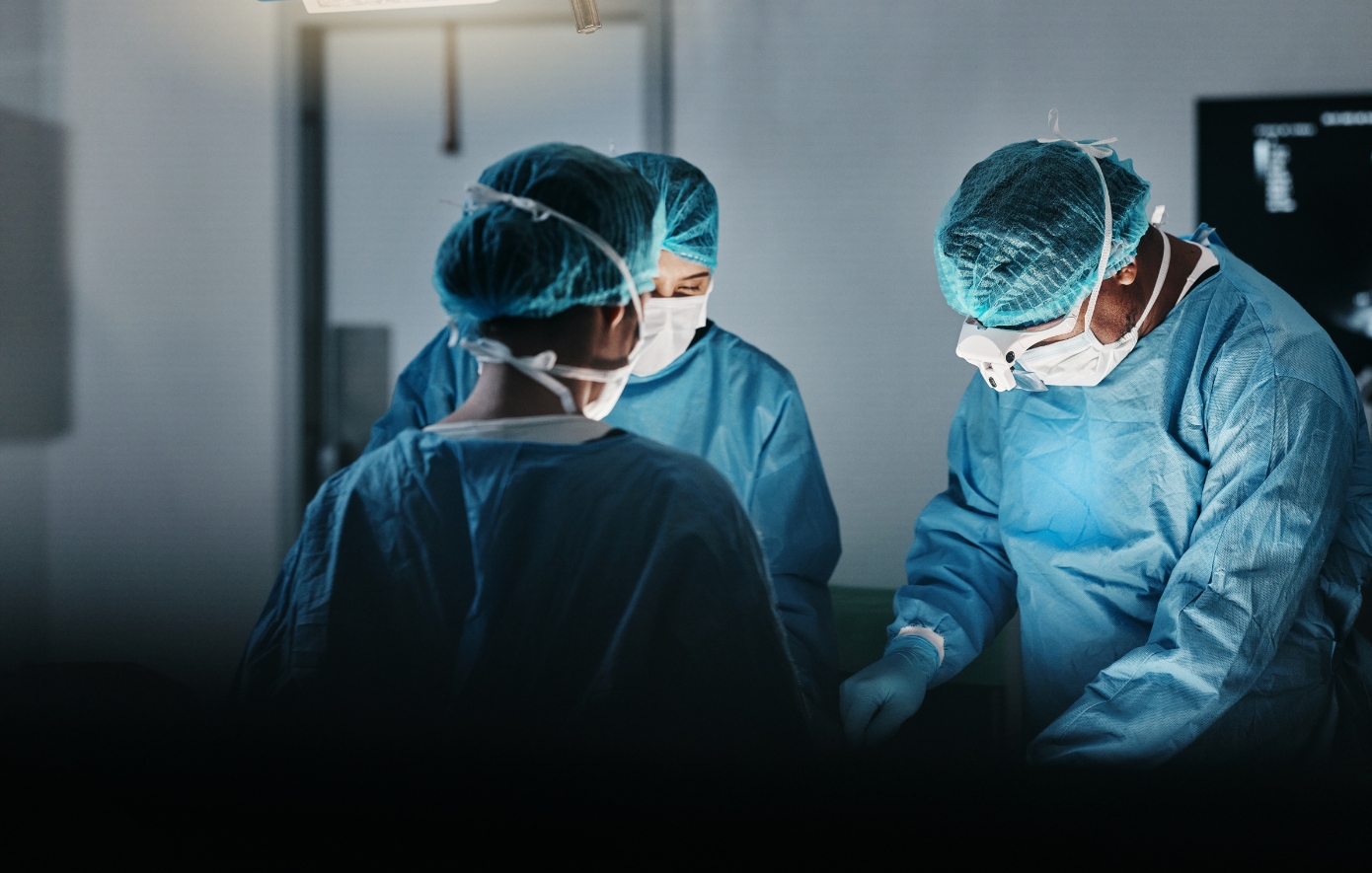 «Το σπίτι μου κοντεύει να κλείσει, έχω χάσει και τον μπαμπά μου», λέει η κόρη της 70χρονης που χτύπησε ο άστεγος στη Γλυφάδα